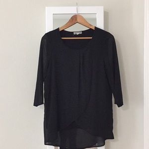 3/$20 Black Pleione top, medium, made in USA 🇺🇸